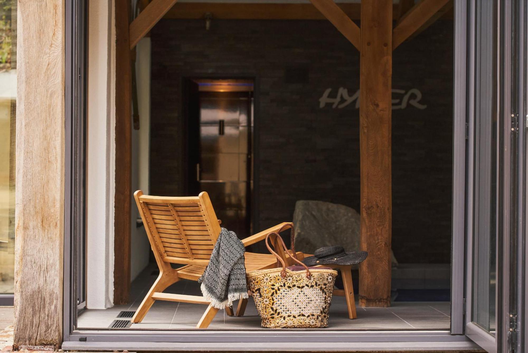 Swifts Return - Apartment With Hot Tub, Sauna And Indoor Pool Exeter Exteriör bild